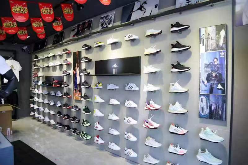 耐克阿迪达斯折扣店新手开店要注意什么？
