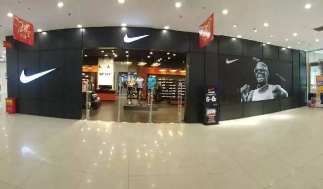 耐克阿迪折扣店加盟还热门吗？